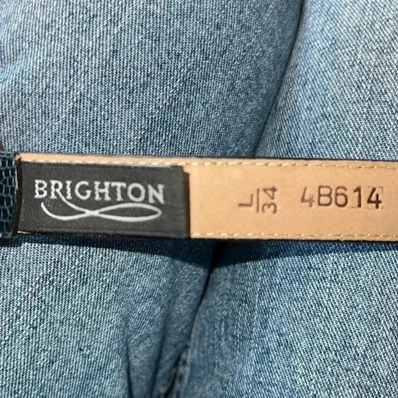 Brighton Women’s Black Reptile Embossed Belt with Gold Silver Tone Buckle 34 - Picture 12 of 16